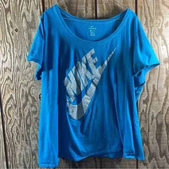 The Nike Tee Women’s XXL Blue/White - Picture 1 of 3